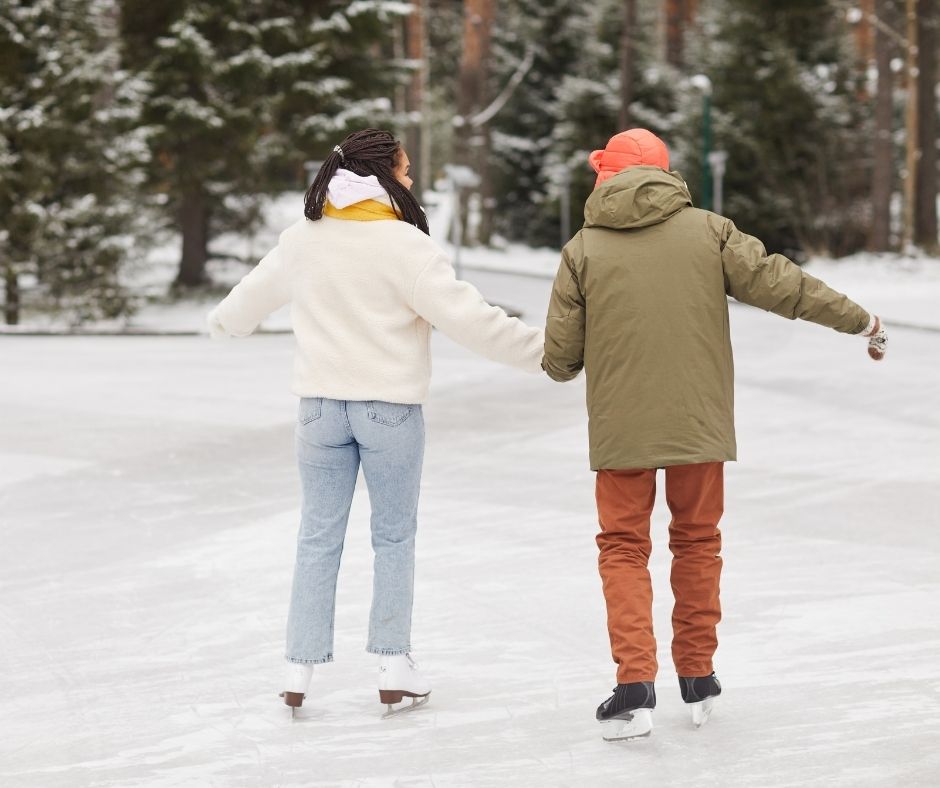 Woodview Mountaintop Skating - March Break at the village