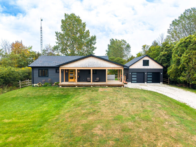 Blue Mountains rural home